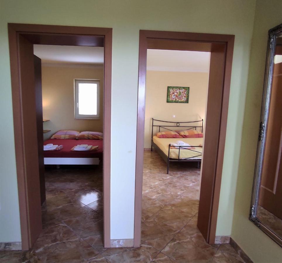 Apartments Barisic Hrvatskih Zrtava 404 Seget Vranjica Τρογκίρ Εξωτερικό φωτογραφία