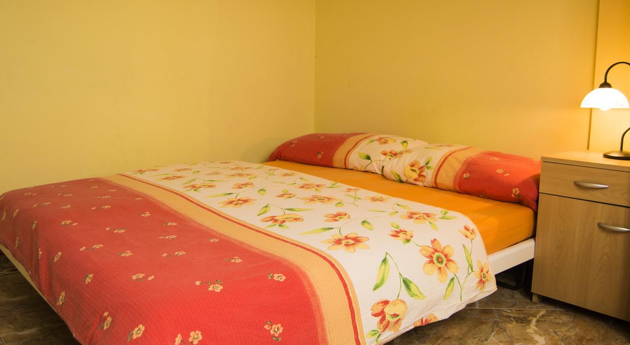 Apartments Barisic Hrvatskih Zrtava 404 Seget Vranjica Τρογκίρ Δωμάτιο φωτογραφία