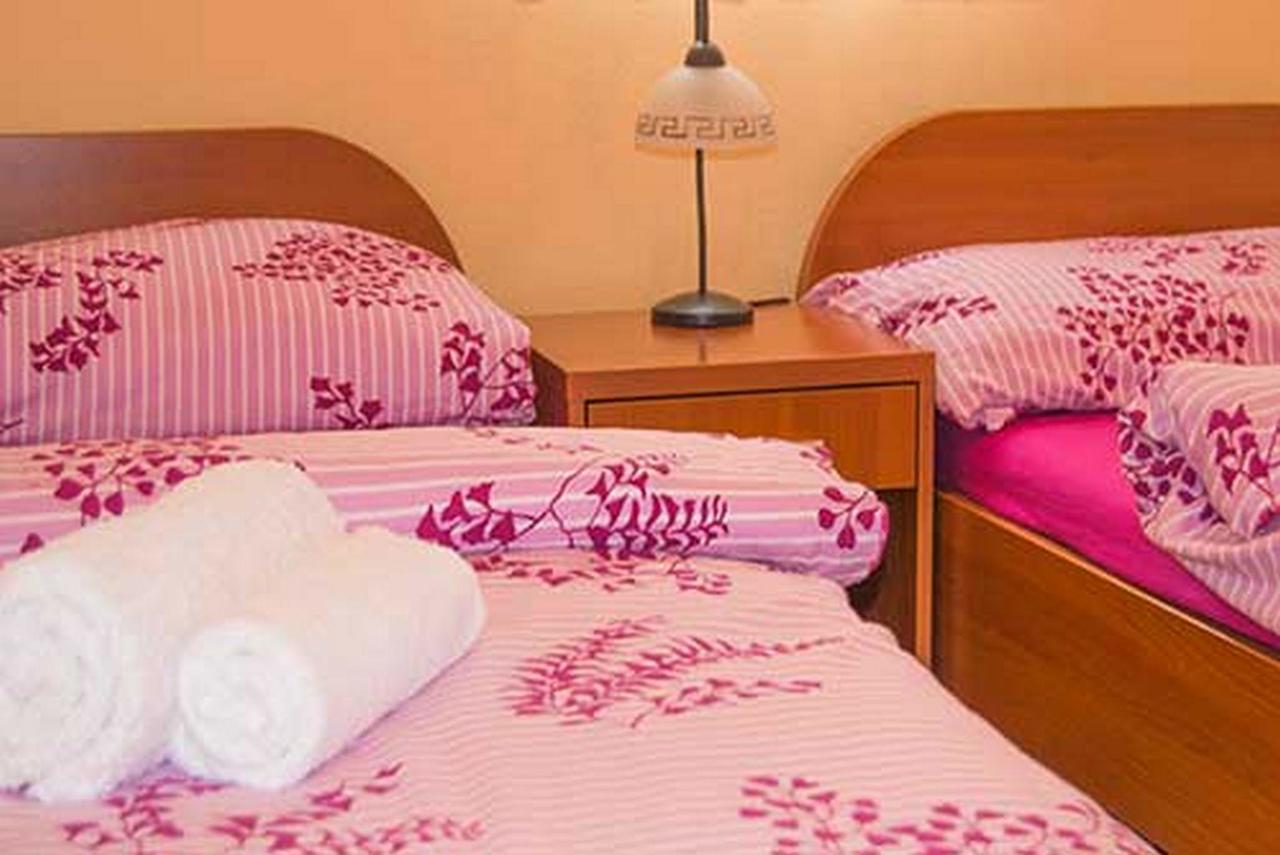 Apartments Barisic Hrvatskih Zrtava 404 Seget Vranjica Τρογκίρ Εξωτερικό φωτογραφία