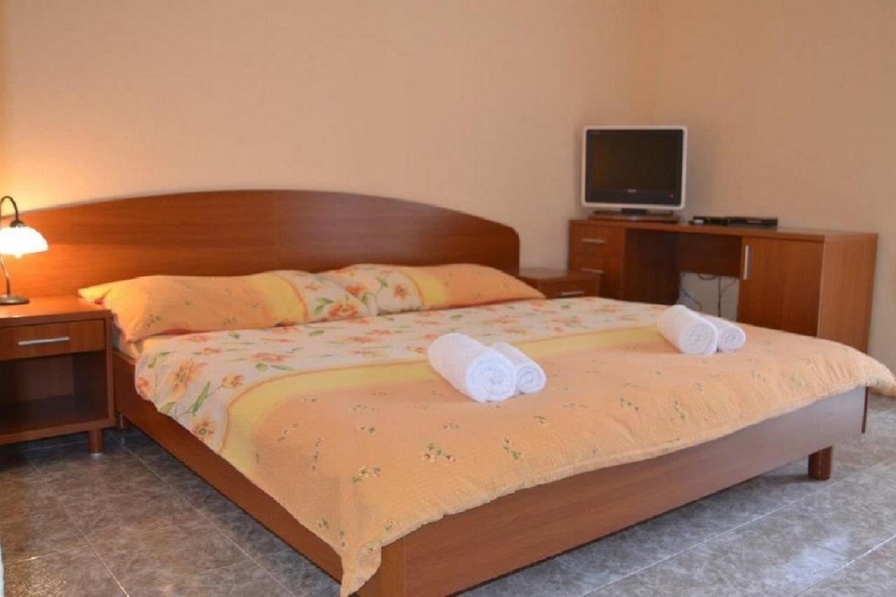 Apartments Barisic Hrvatskih Zrtava 404 Seget Vranjica Τρογκίρ Εξωτερικό φωτογραφία