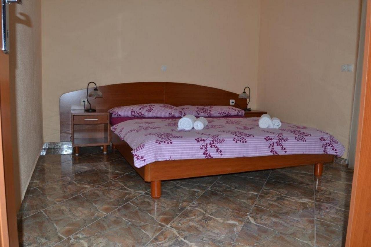 Apartments Barisic Hrvatskih Zrtava 404 Seget Vranjica Τρογκίρ Εξωτερικό φωτογραφία